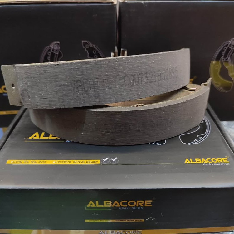 لنت ترمز کفشکی عقب پژو 405 / سمند برند آلباکور